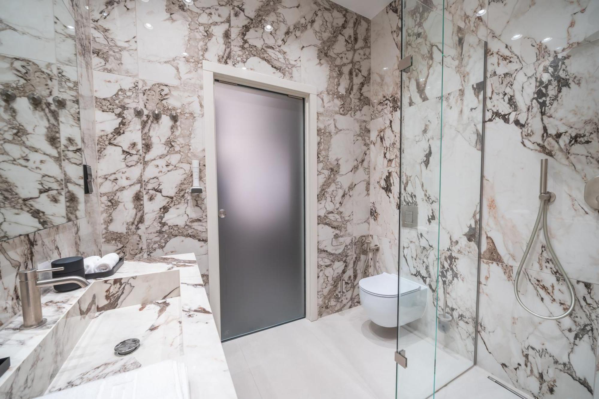 Damas Suites Budapest Bagian luar foto