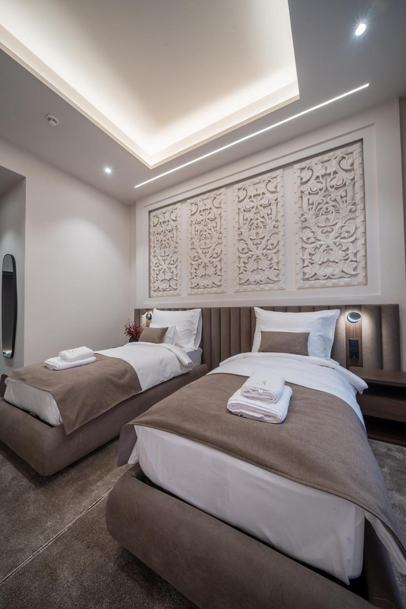 Damas Suites Budapest Bagian luar foto