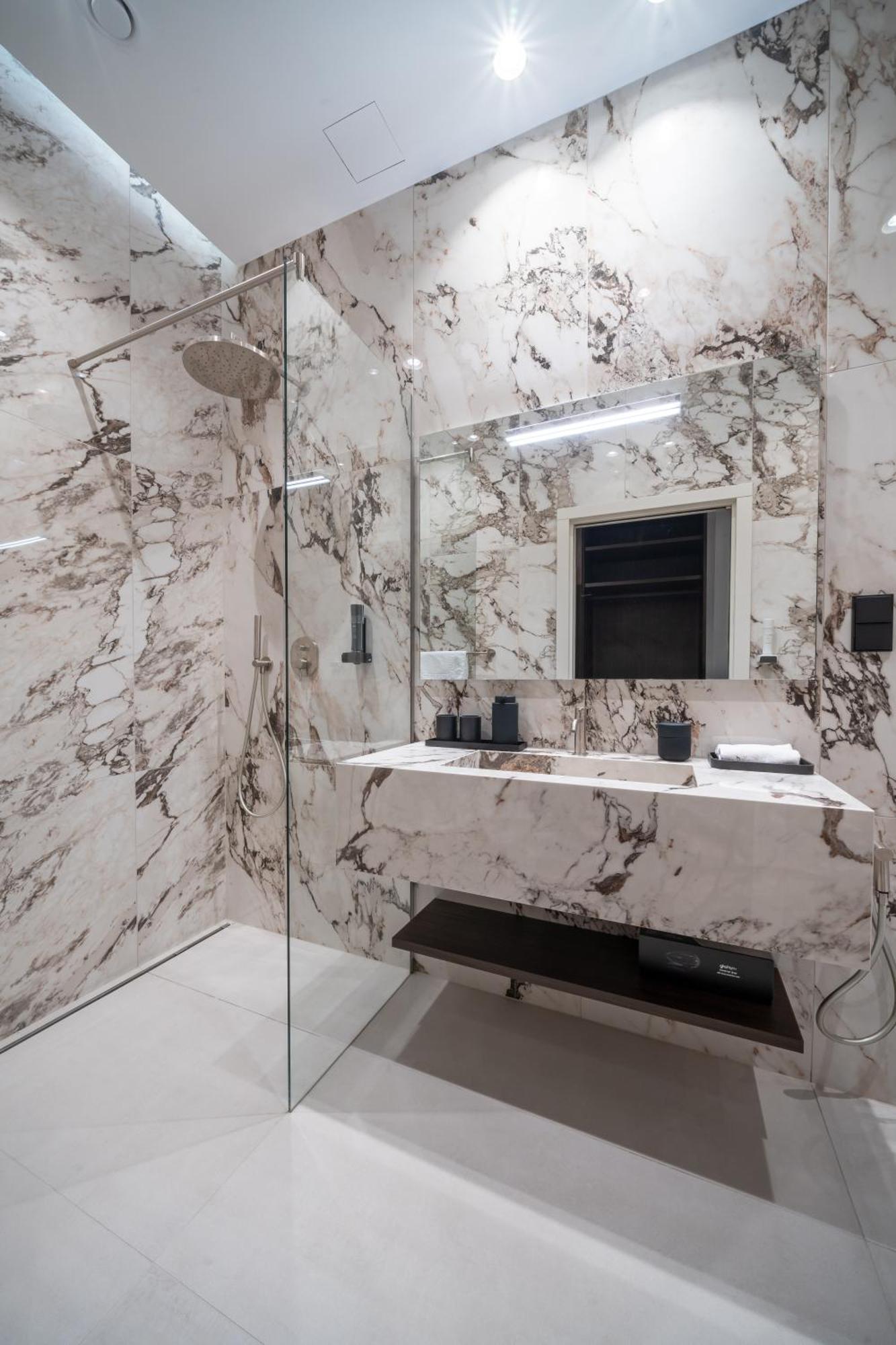 Damas Suites Budapest Bagian luar foto